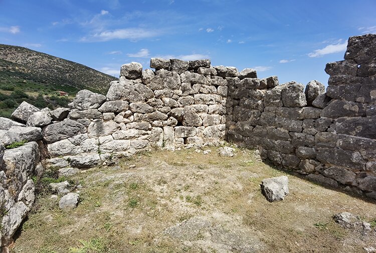 La pyramide d'Elliniko