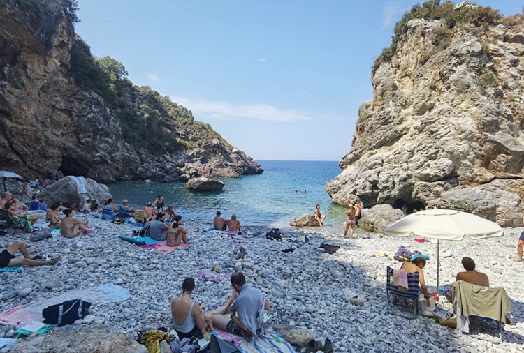 Foneas beach