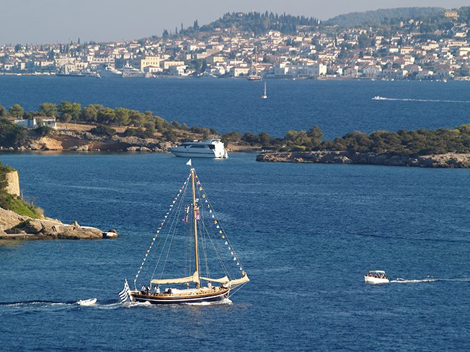 Le bateau de l'ancien roi Konstantinos