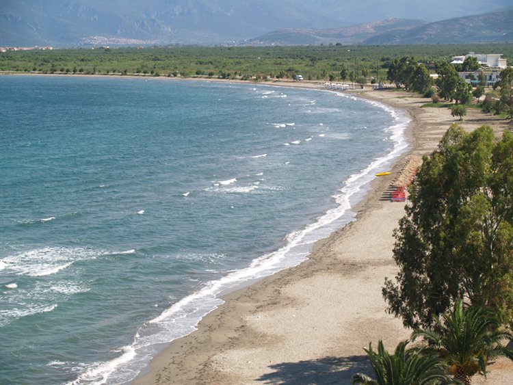 Paliohano beach