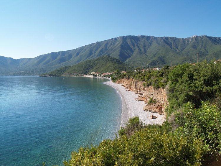 Plage de Poulithra