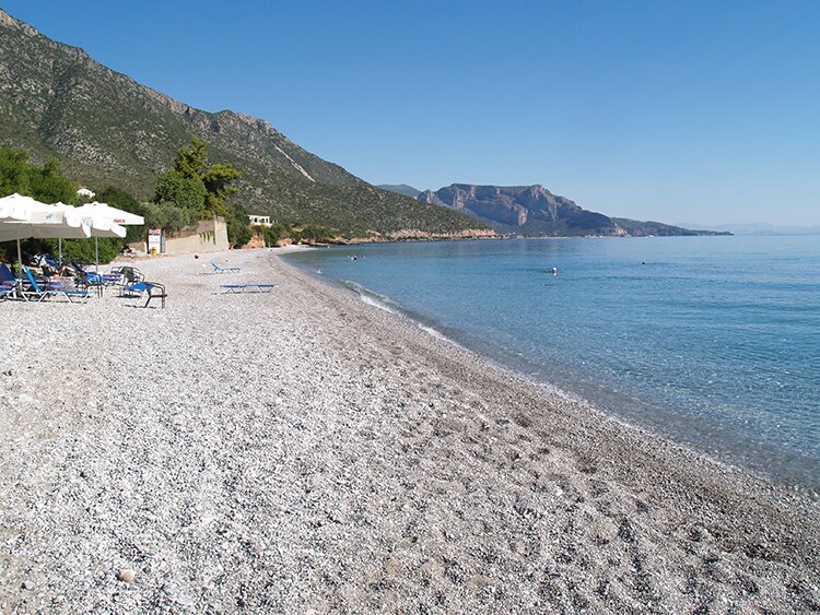 Plage de Poulithra