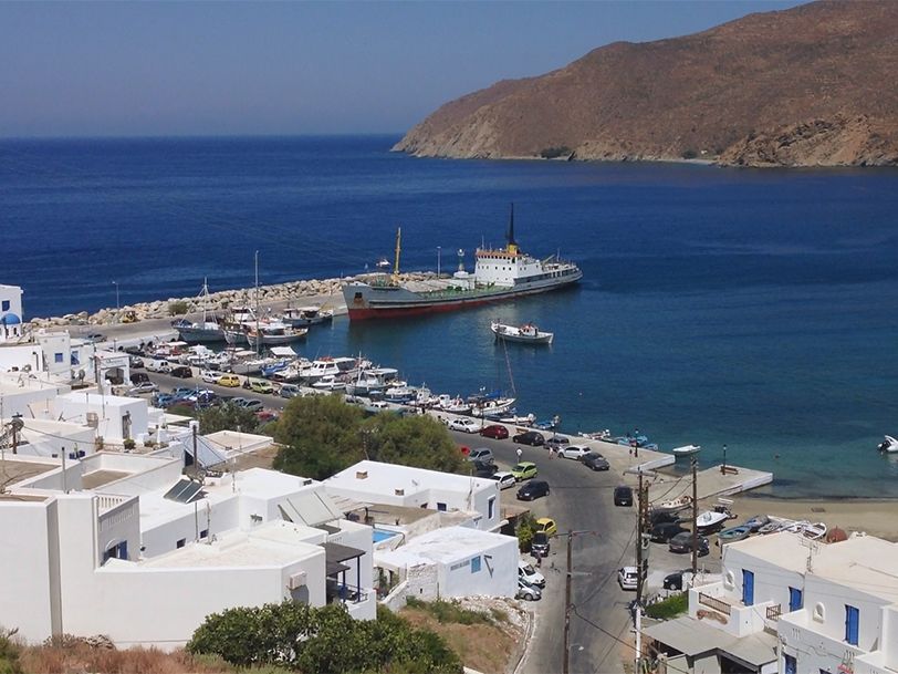 The harbour in Aegiali