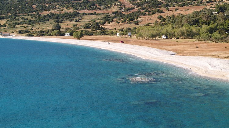 Η παραλία Σαλάντι