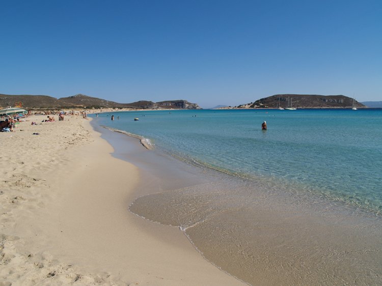 La plage de Simos