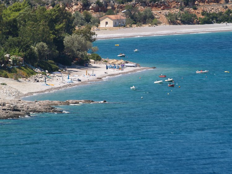 La plage de Tserfou