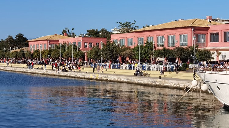 Flisvos marina