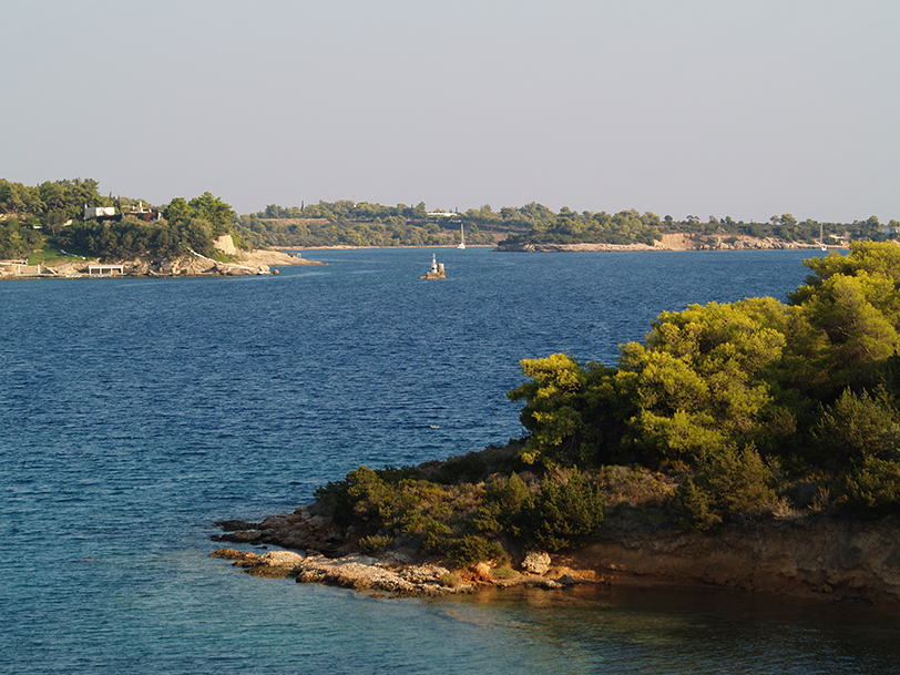 Όρμοι στο Πόρτο Χέλι