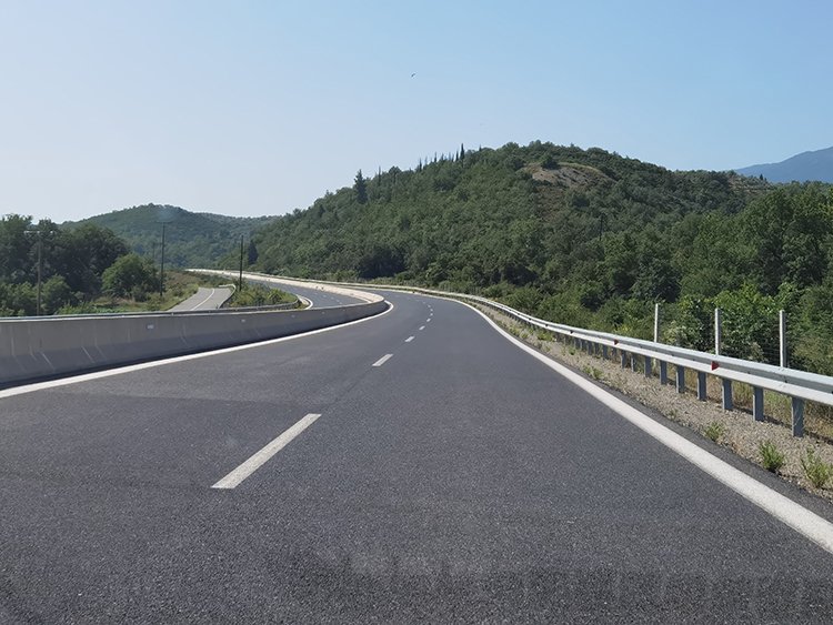 Autoroute de Lefktro