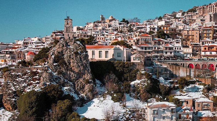 Arachova