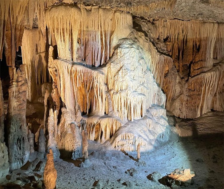La grotte Kapsias
