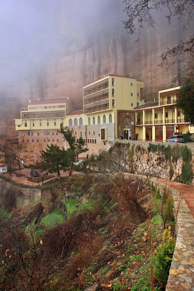 Monastère de la Grande Grotte