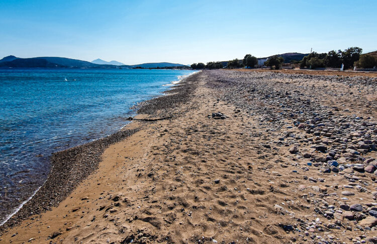 Aliki beach in Kimolos