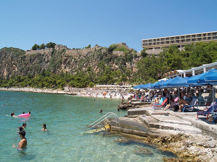 Plage d'Arvanitia