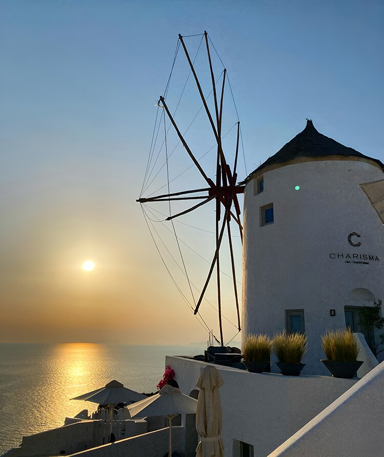 The windmill in Oia