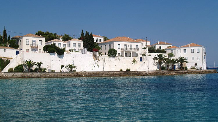 Σπέτσες
