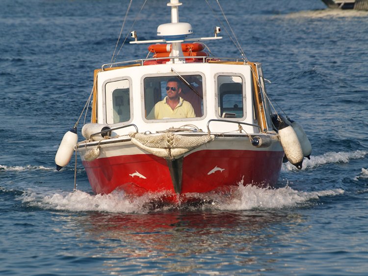 Σπέτσες