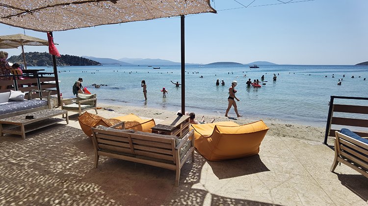 Τολό